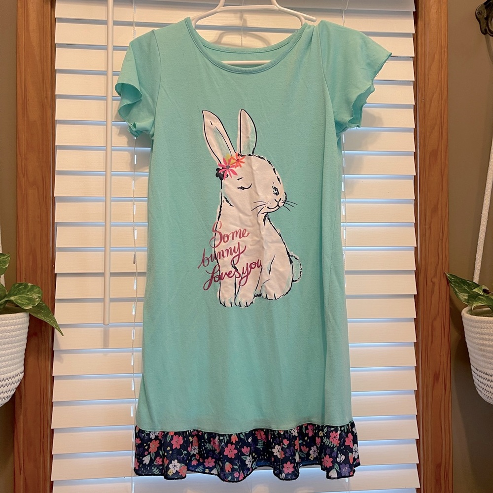 Girls nightgown